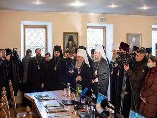 Православие на грани большого раскола, но выход есть – управляющий делами УПЦ